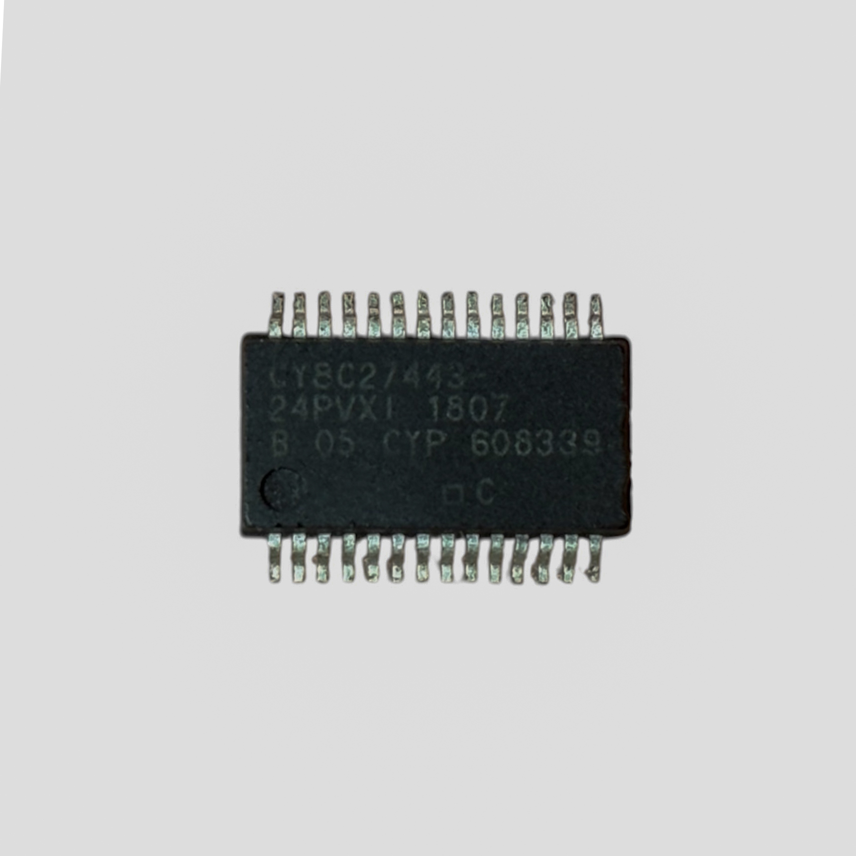  آی‌سی ماتریس مادربرد Korg CY8C27443 